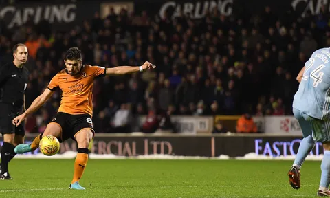 Man Utd có động thái đầu tiên cho "món hời" đỉnh cao của Wolves