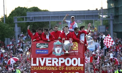 FSG đã chú ý, vết xe đổ của Liverpool 2005 sẽ không lặp lại