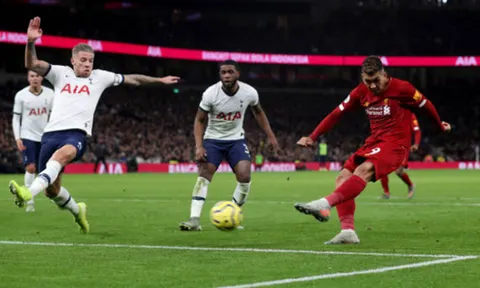 Liverpool kiếm được nhiều điểm nhất lịch sử sau 38 vòng