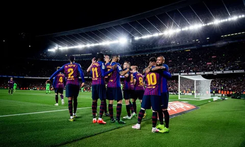 Liverpool thấy gì trong ngày Barca đăng quang chức vô địch La Liga?