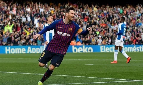 M.U chi 62 triệu bảng cho ‘Busquets 2.0’; Messi muốn đá cặp với sao trẻ Liverpool