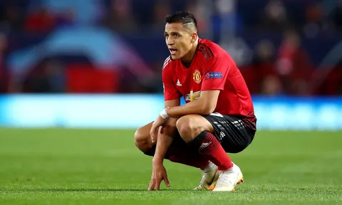 Sanchez gặp vấn đề về lối chơi, sang chấn tâm lý hay bị cô lập ở M.U?