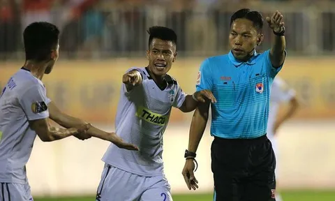"Trọng tài đã làm cho HAGL bị thiệt thòi"