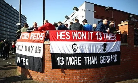 "Anh ấy hơn Gerrard 13 danh hiệu Premier League"