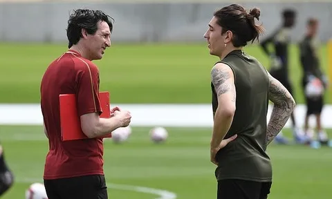 Arsenal báo tin vui cho CĐV khi vừa đến Dubai