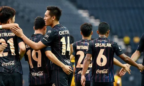 Bị dư luận "ném đá" vì sơ đồ chiến thuật, Tuchel đăng đàn giải thích cực gắt