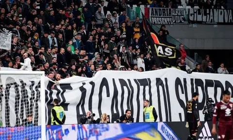 Hành động đẹp của CĐV Juventus ở Derby della Mole với Torino