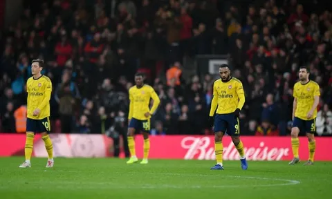 Fan Arsenal: "Loại Lacazette, dùng cậu ấy cho trận đấu Man Utd"