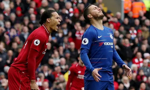 Mohamed Salah rực sáng trong ngày vận đen đeo bám Eden Hazard