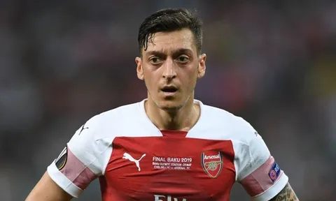 "100% cái tên đó sẽ ở lại Arsenal"
