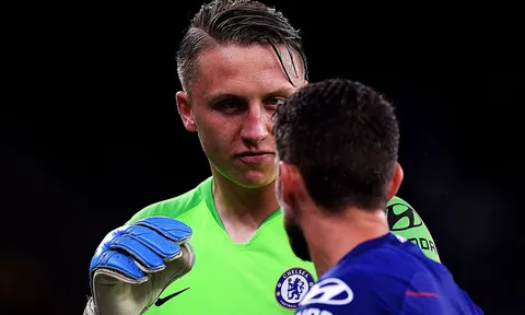 PSG ra tay, cứu sao mai Chelsea khỏi kiếp mài đũng quần trên ghế dự bị