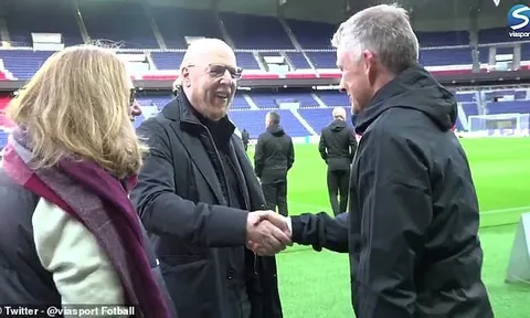 Diễn biến 'ấm lòng' tại Man United trước giờ chiến PSG