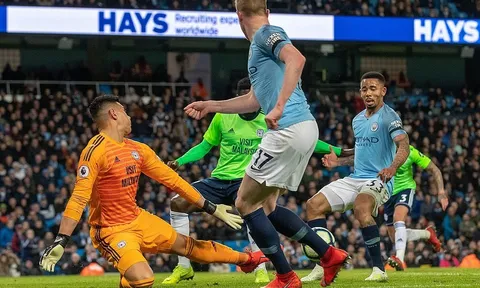 8 năm qua, chỉ Man City mới làm được điều này tại Premier League