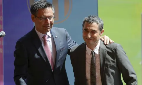 Thua Valencia, Chủ tịch Barca nói lời thật lòng về Valverde