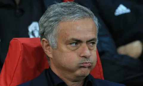 Mourinho dùng từ "hiếm khi ông sử dụng" để nói về chiến thắng của Man Utd