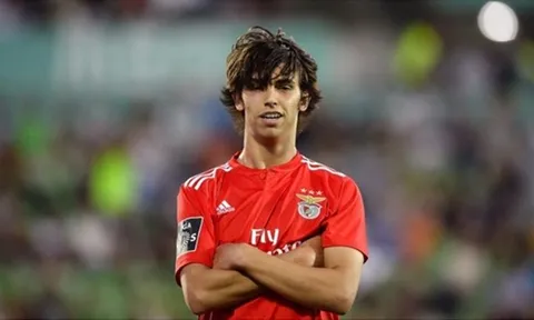 Chi 120 triệu euro, Atletico "tất tay" với MU trong cuộc đua chiêu mộ sao mai Benfica