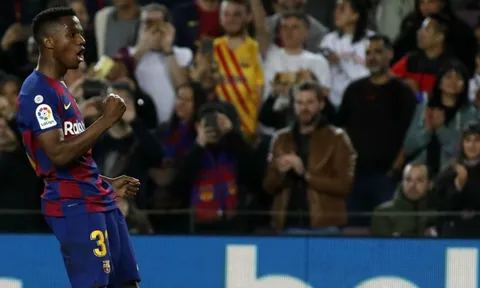 Messi "dâng đến tận răng", thần đồng Barca "chỉ còn biết" lập kỷ lục khủng