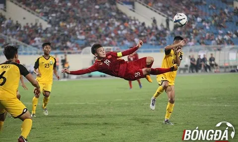 Đình Trọng, Quang Hải dự bị... HLV Park Hang-seo đang toan tính điều gì?