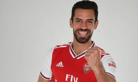 2 bí mật bất ngờ về tân binh duy nhất của Arsenal