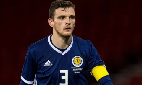 Huyền thoại Chelsea ngồi vào ghế nóng, Andrew Robertson đã thấy 'mặt trời'