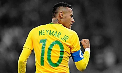 Neymar và những ngôi sao cay đắng ngậm ngùi vì bị tước băng thủ quân