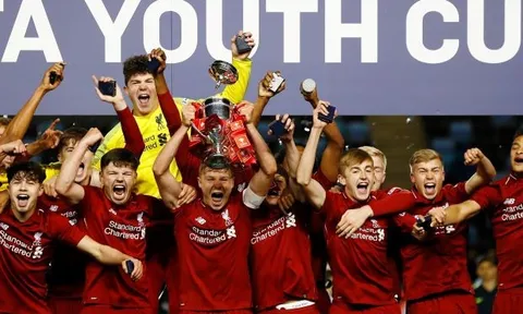 Đây, cách các ''măng non'' Liverpool lấy cảm hứng từ đội một