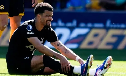 Mất Solanke, Tottenham đứng trước vực thẳm xuống hạng