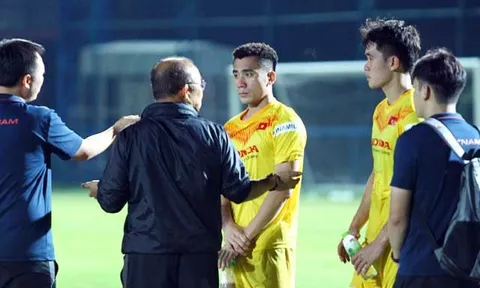 Thua Bahrain, HLV Park Hang-seo nói chuyện riêng với 2 tuyển thủ U23 Việt Nam
