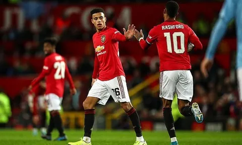 Quá bất ngờ, Man Utd có bộ 3 còn đáng sợ hơn cả Salah - Firmino - Mane