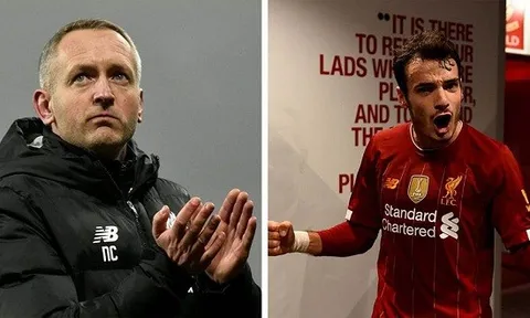 HLV Liverpool ca ngợi "thủ lĩnh đích thực" hết lời, gợi ý về khả năng ở lại?