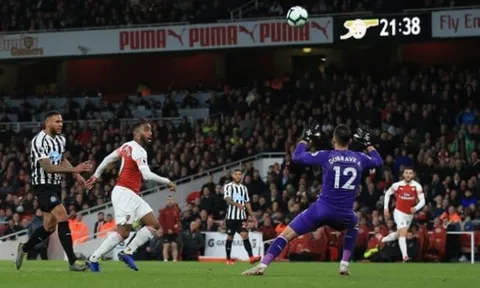 'Cậu ấy đã rất sắc bén trước Newcastle'