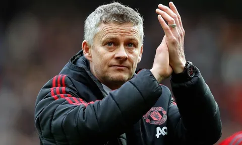 XONG! Solskjaer ra tuyên bố "tàn nhẫn", M.U sẵn sàng dùng bàn tay sắt