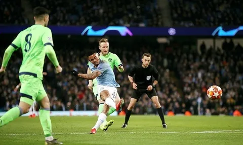 3 điểm nhấn Man City 7-0 Schalke: Aguero là sự khác biệt, Pep tìm ra người thay thế Fernandinho