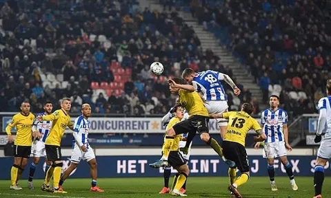 Làm được điều này sau gần 10 năm, Heerenveen vẫn hòa đội gần bét bảng