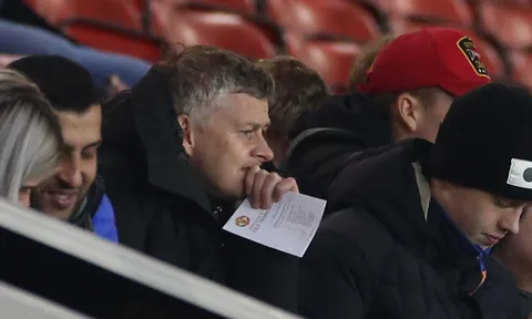 Làm điều Klopp "chê", Solskjaer lại ghi điểm