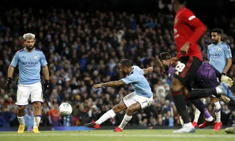 Cứ gặp Man Utd, Sterling lại "cóng chân"