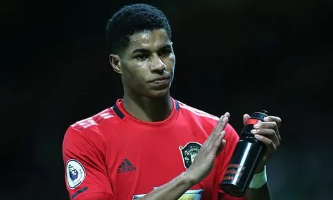 SỐC! Sao Man Utd chất vấn Solskjaer: "Sao tôi phải vào sân?"