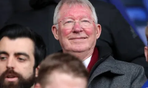 Ed Woodward mất tích, Sir Alex phản ứng ra sao ngày Man Utd đại thắng 6-0?