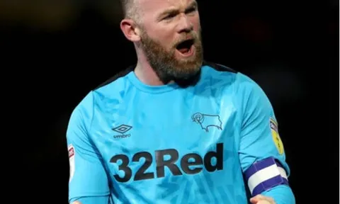 Rooney ghi bàn ra mắt, CLB dính thẻ đỏ thua đội bét bảng