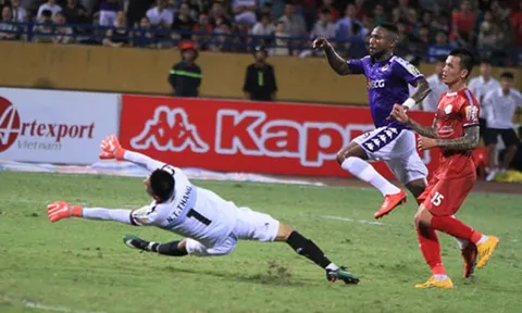4 điểm nhấn Hà Nội 1-0 CLB TP.HCM: Samson vẫn là “son”, thầy Chung hết phép?