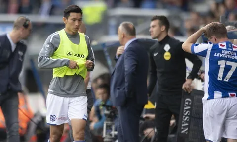 Đoàn Văn Hậu không vào sân, SC Heerenveen ngã ngựa trên sân nhà