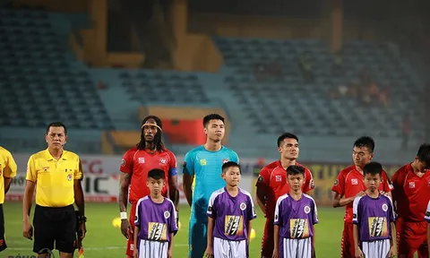 Văn Toản - "nguời nhện" thay thế Văn Lâm tại Hải Phòng?