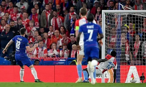5 điểm nhấn Chelsea 4-3 Slavia Prague: Giroud chứng minh chân giá trị, Sarri đứng trước ngưỡng cửa lịch sử