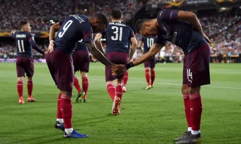 5 điểm nhấn Valencia 2-4 Arsenal: Aubameyang đi vào lịch sử, Emery và cái duyên kì lạ với Europa League