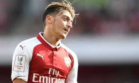 Tương lai của Ozil giữa tâm bão ở Arsenal?