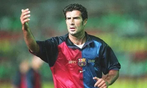 Luis Figo phơi bày sự thật đáng sợ sau bản hợp đồng với Real Madrid