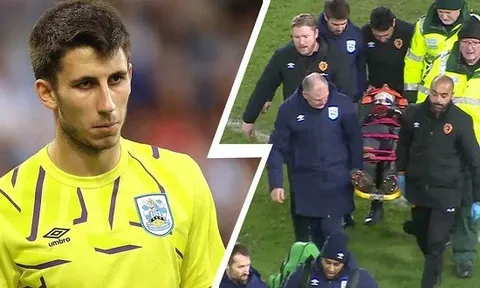 Thủ môn trẻ Liverpool may mắn thoát hiểm sau chấn thương đáng sợ