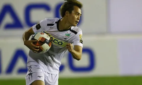 5 điểm nhấn vòng 3 V-League 2019: HAGL bất lực tại Pleiku; Ngọc Hải lại vào bóng thô bạo