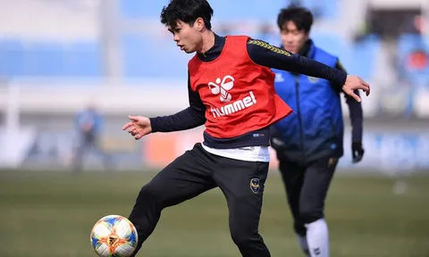 HLV Incheon: "Công Phượng có thể là siêu sao ở Hàn Quốc, nhưng..."