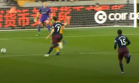 "Tạm biệt Champions League" - Fan Arsenal nổi đóa sau thảm họa trước Wolves